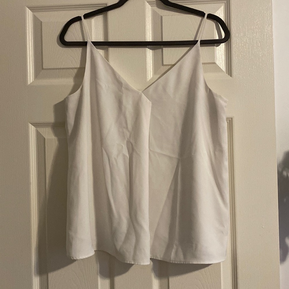 UNIQLO - sleeveless white blouse